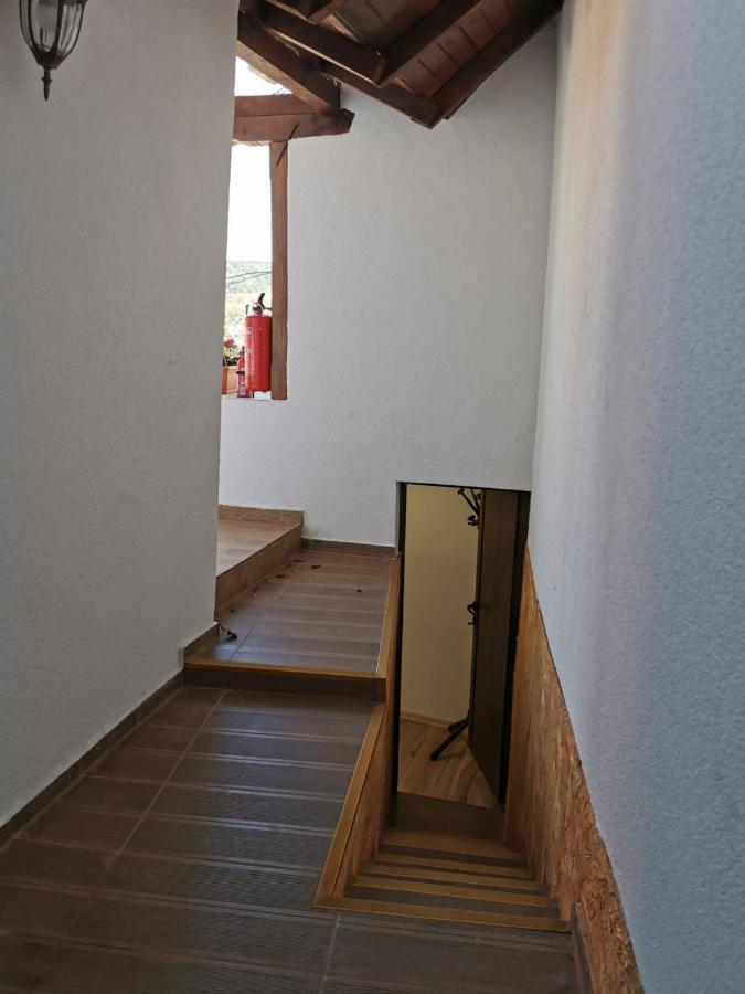 Arts Guest House -Beautiful Villa For 6 Persons Tırnova Dış mekan fotoğraf
