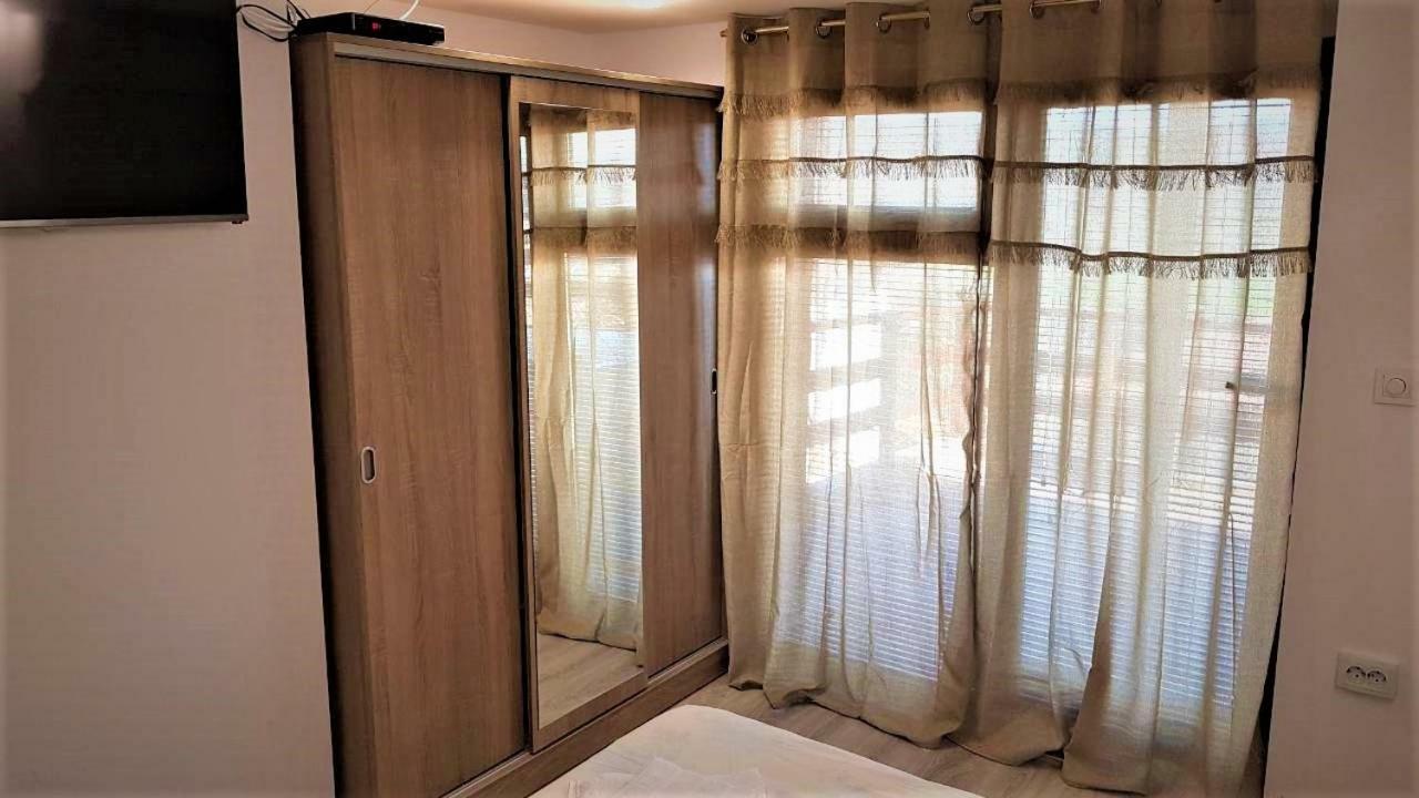 Arts Guest House -Beautiful Villa For 6 Persons Tırnova Dış mekan fotoğraf