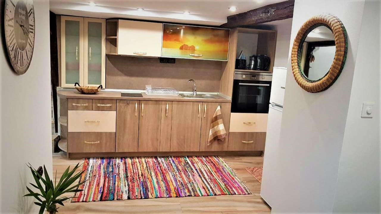 Arts Guest House -Beautiful Villa For 6 Persons Tırnova Dış mekan fotoğraf